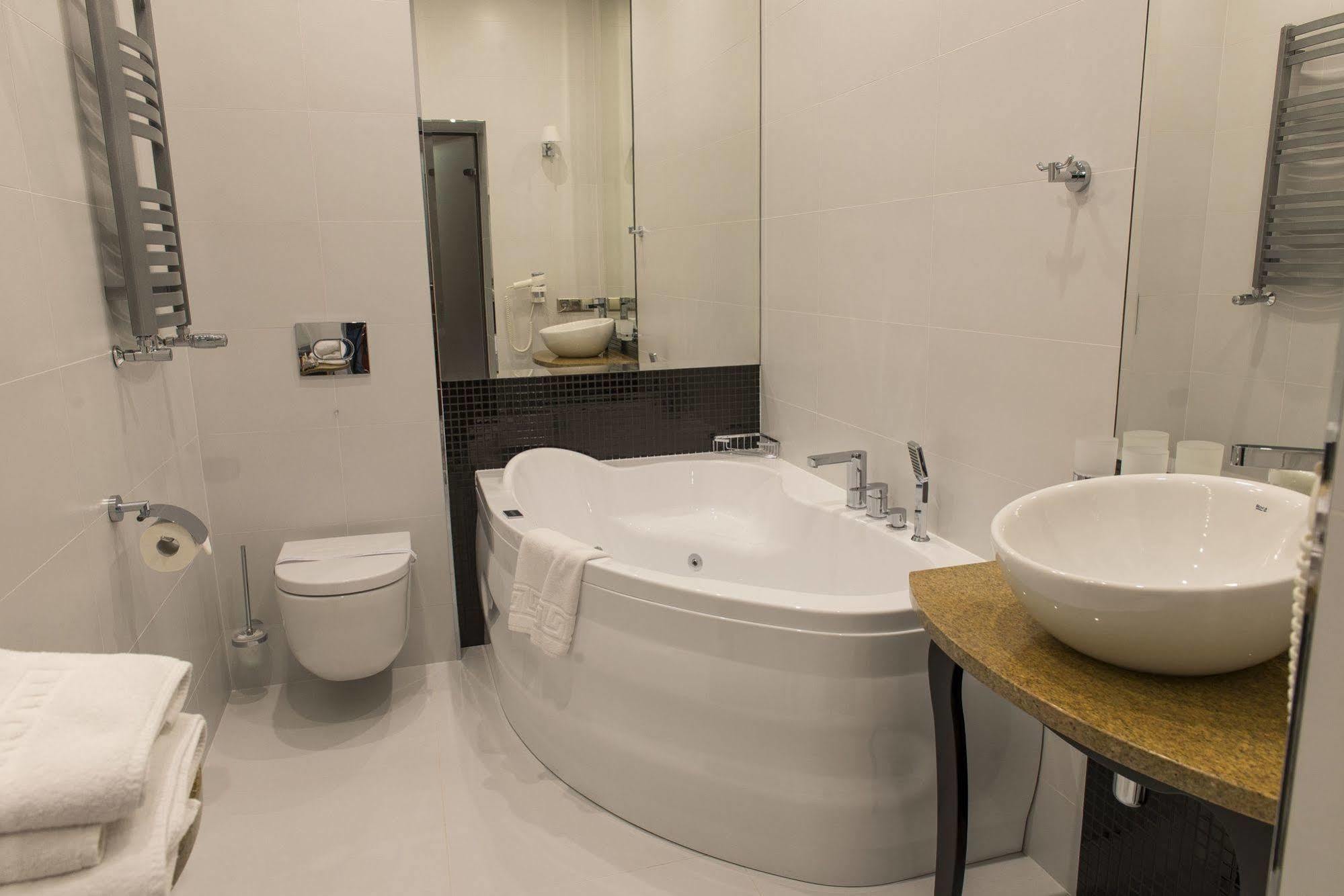 Hotel Europa Kaliszki Dış mekan fotoğraf
