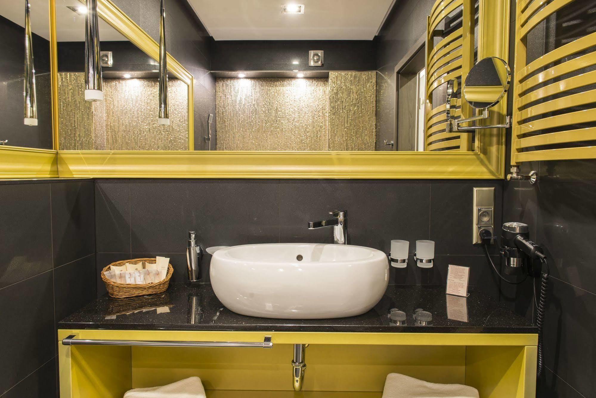 Hotel Europa Kaliszki Dış mekan fotoğraf