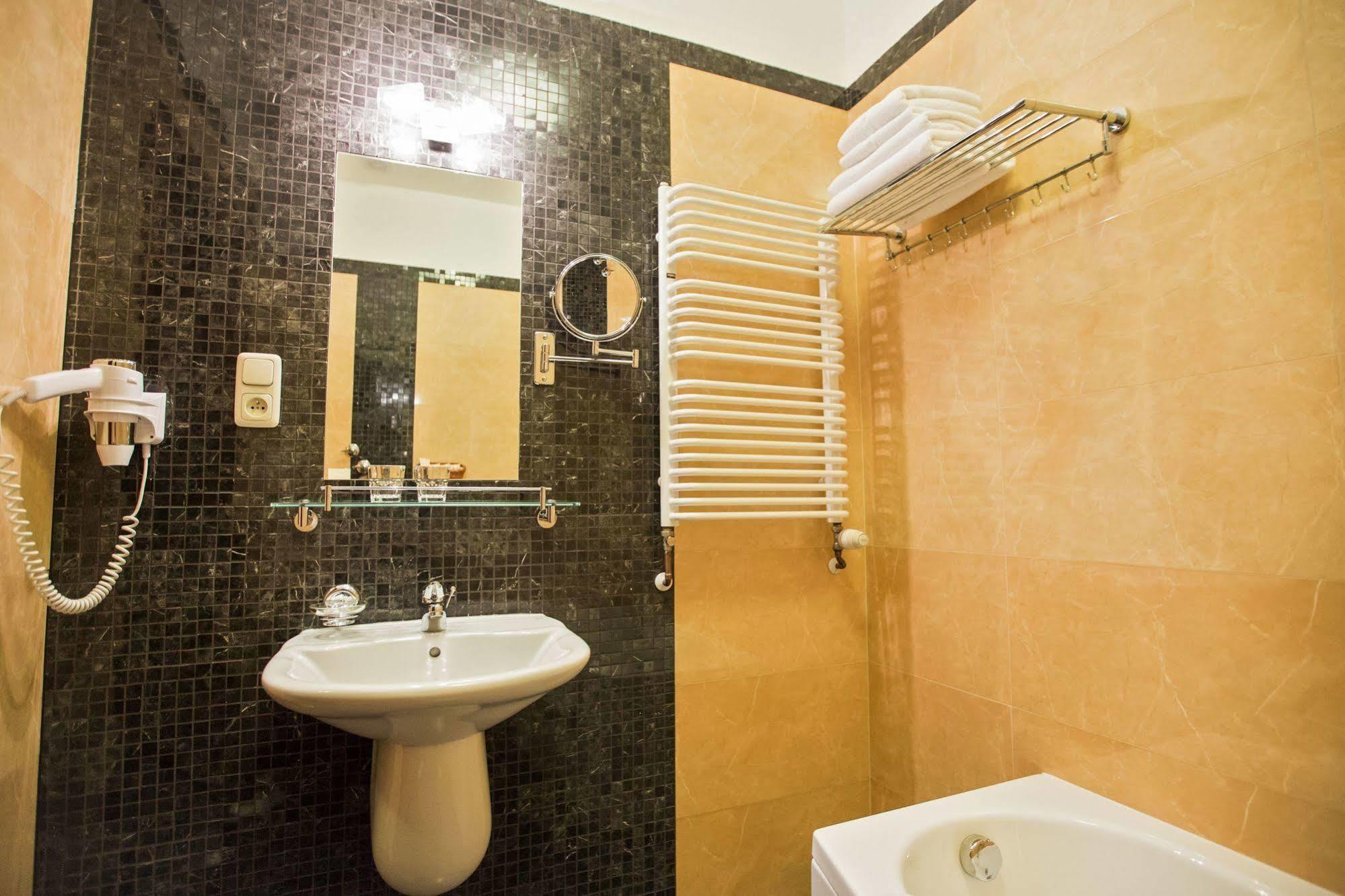 Hotel Europa Kaliszki Dış mekan fotoğraf