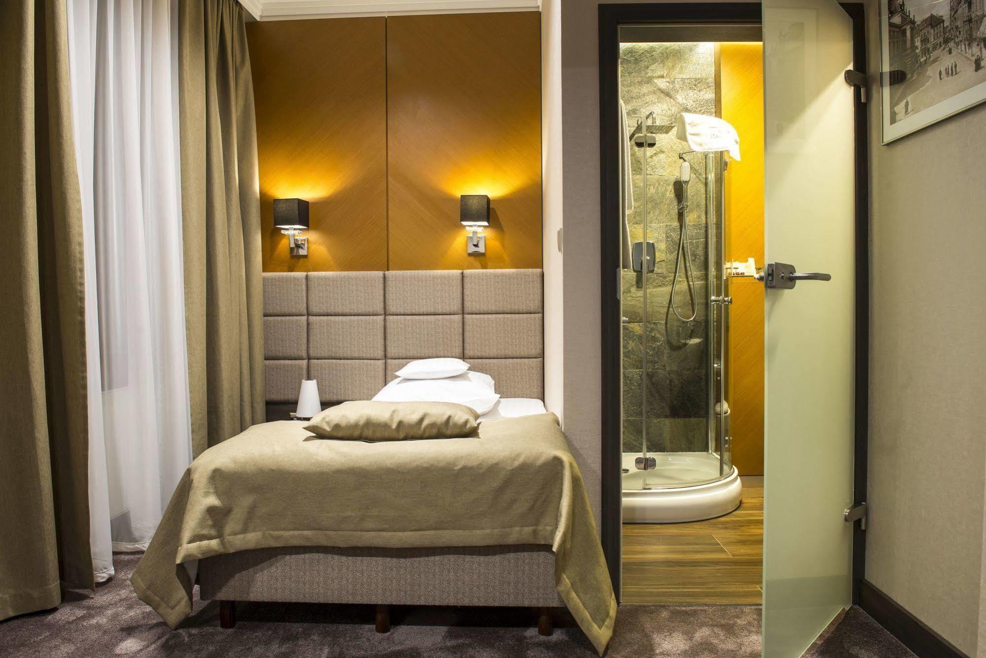 Hotel Europa Kaliszki Dış mekan fotoğraf