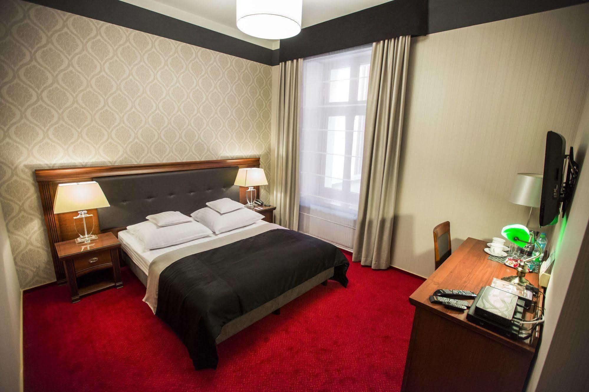 Hotel Europa Kaliszki Dış mekan fotoğraf