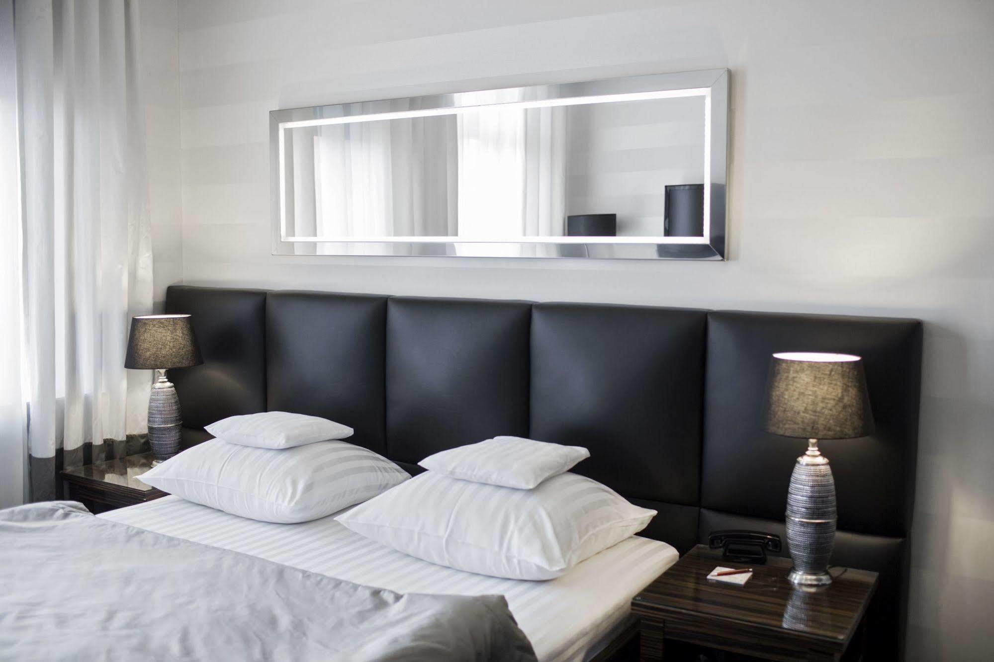 Hotel Europa Kaliszki Dış mekan fotoğraf